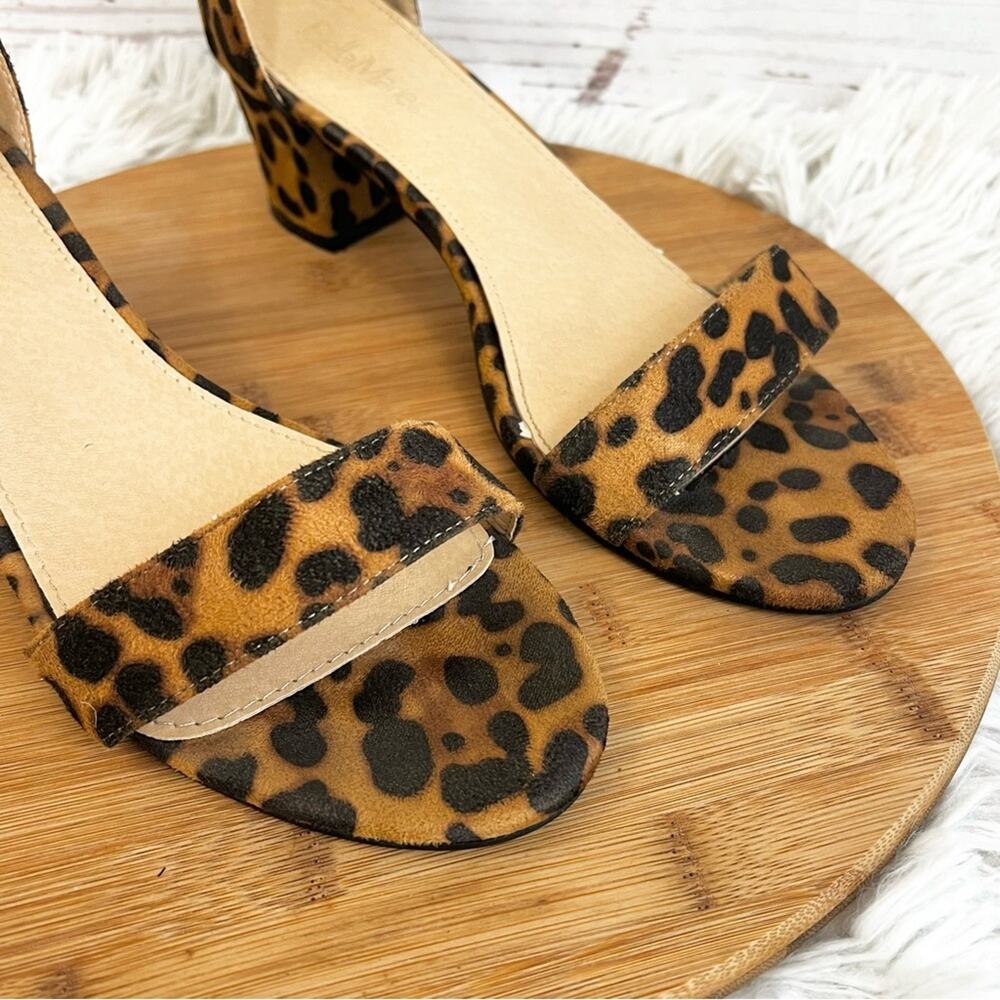 Bella Marie Jean-08 Leopard Print Heels Size 10 - Picture 3 of 12
